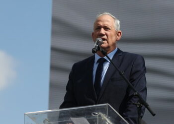 Ex-IDF-Chef Gantz: Israels Ziel ist es, "dass der Süden zu 100 Prozent ein Paradies wird"