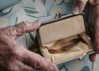 Inflation lässt Altersarmut explodieren – Politik sieht tatenlos zu