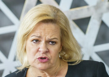 Medienbericht: Faeser-Ministerium finanzierte Gesinnungsprüfung von Abgeordneten