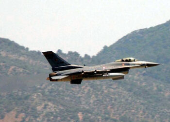 Nach Terroranschlag in Ankara: Türkische Luftwaffe bombardiert Ziele im Nordirak