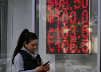 Peskow: Wechselkurs des Rubels zum Dollar spielt keine Rolle