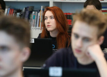 Sotschi: Internationaler Schülerwettbewerb zu Finanzen und Recht im Finale