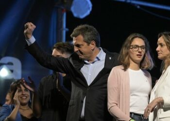Stichwahl in Argentinien: Regierungskandidat Sergio Mass überraschend Erstrundensieger