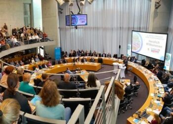 AfD-Corona-Symposium in Berlin: Etablierte Medien schweigen – warum auch Aufarbeitung?