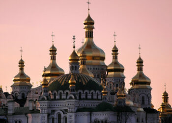 Gräber der Brüdervölker – Zum 80. Jahrestag der Befreiung Kiews