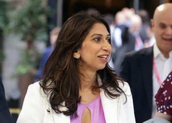 Großbritannien: Stürzt die Regierung über den Gaza-Konflikt?