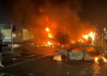 Irland: Gewalteskalation in Dublin nach ungeklärten Messerattacken gegen Kinder