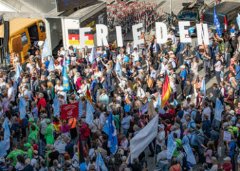 Krieg gegen das eigene Volk