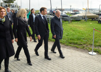 Lügt Kanzler-Gattin Britta Ernst? Eklat im Potsdamer Corona-Untersuchungsausschuss