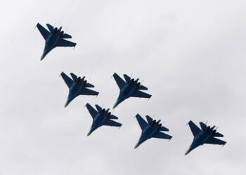 Medien: Iran bestätigt Erwerb von Kampfhubschraubern und Jagdflugzeugen aus Russland