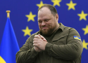 Rada-Sprecher: Rechte der Russen in Ukraine sollen eingeschränkt werden