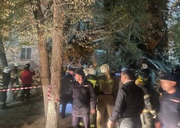 Russland: Wohnhaus in Astrachan teilweise eingestürzt, eine Frau getötet