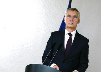 Stoltenberg gibt zu: NATO wollte Krieg mit Russland