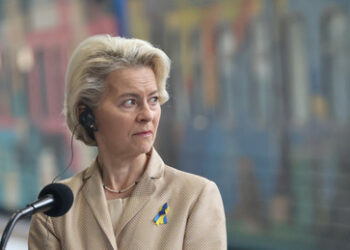 Uschi bizarr: Von der Leyen empfiehlt Aufnahme von Beitrittsverhandlungen mit Ukraine