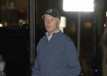 Auto fährt in Bidens Wagenkolonne – US-Präsident bleibt unverletzt