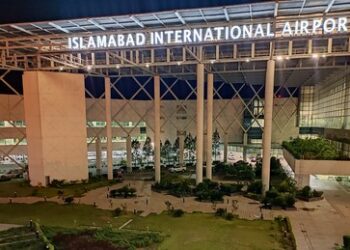 Baerbocks Ministerium holt Afghanen nach Leipzig – diesmal mit echten Pässen?