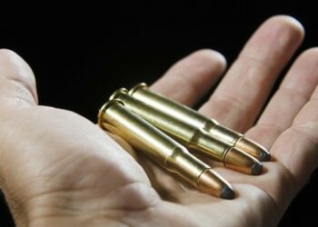 Branchenführer warnt vor globaler Schießpulver-Verknappung