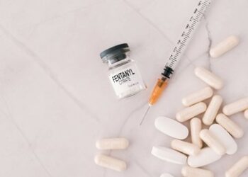 China intensiviert Kampf gegen Fentanyl nach Wiederaufnahme des Anti-Drogen-Dialogs mit USA