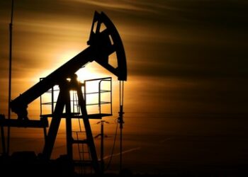 Experte: USA lassen nicht locker und setzen Sanktionsdruck gegen Russland in der Ölindustrie fort