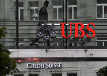 Financial Times: Weltgrößte Banken entlassen 2023 mehr als 60.000 Mitarbeiter