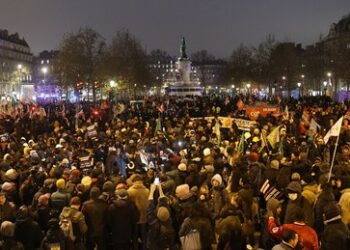 Frankreichs Parlament verschärft Migrationsrecht – Regierung lässt Verfassungsmäßigkeit prüfen
