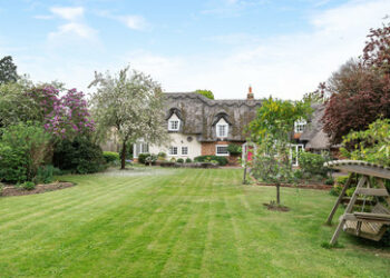 Großbritannien: Vermeintliche Gartendekoration entpuppt sich als scharfe Granate