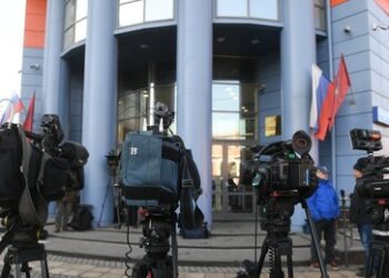 Harte Strafen für ein Gedicht? Wie deutsche Medien ihren Lesern das Wichtigste vorenthalten