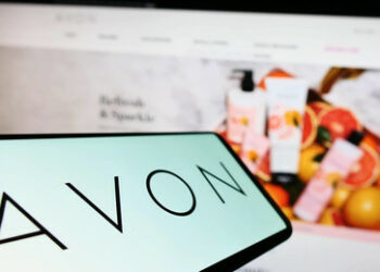 Internationaler Kosmetikkonzern Avon stoppt Rückzug aus Russland