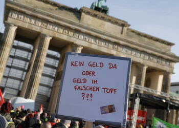 Mangelhafte Kinderbetreuung: Eine Folge neoliberaler Politik mit Schonprogramm für Reiche