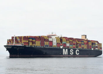 Nach Huthi-Angriffe: Reedereien stoppen weltweit Containerverkehr durch das Rote Meer