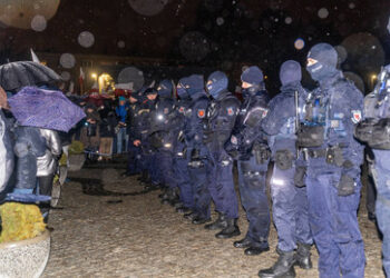 Polen: Tusk-Regierung entlässt Führungsriege der Staatsmedien, TV zeitweise abgeschaltet