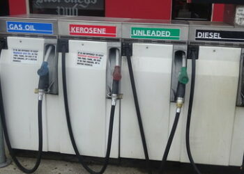 Putin: "Sollen sie versuchen, Russland eine Tankstelle zu nennen"