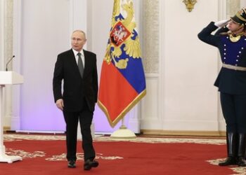 Putin stellt sich zum fünften Mal zur Wahl: Reaktionen von Politikern und Prominenten