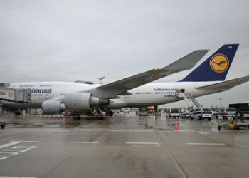 Schadenersatz: Lufthansa will 740.000 Euro von der "Letzten Generation"