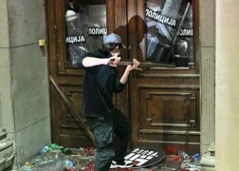 Serbien dankt Russland für Warnung vor versuchter Farbrevolution