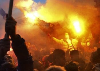 Serbischer Politiker: Westliche Geheimdienste stecken hinter Protesten in Belgrad