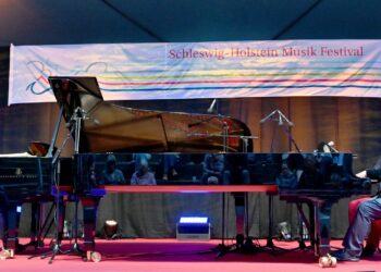 Stardirigent Frantz fliegt aus allen Ämtern: "Wegen Russland-Aktivitäten" – Spiegel tritt nach