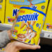 Wegen Ukraine-Konflikts: Skandinavische Fluggesellschaft streicht Nesquik von Speisekarte