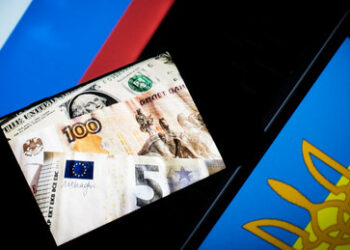 Westen "schießt sich in den Fuß" – Putin über Einschränkung der Verwendung von Dollar und Euro