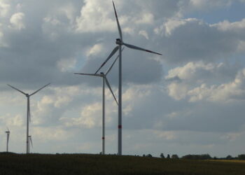 Windkraftanlagen zuzulassen kann für Grundeigentümer teuer werden