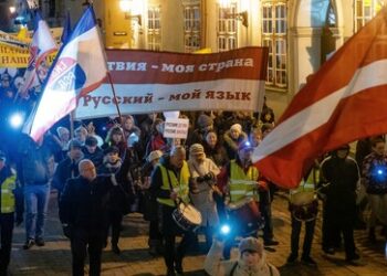 Lettland: Fast 1.200 Russen von Abschiebung bedroht