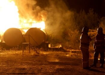 Nach Drohnenangriff ukrainischer Armee: Erdöllager in Brjansk in Brand