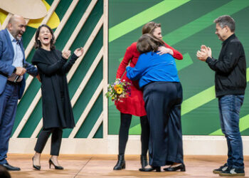 Petition fordert "Verbot der Partei Bündnis 90/Die Grünen"