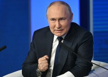 Putin: Entmilitarisierte Zone in Ukraine wird zurückgedrängt