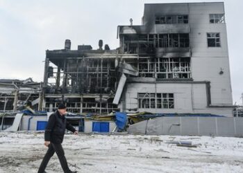 Russland: Kunststofffabrik in Brand geraten – zehn Verletzte