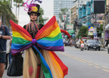 Soziologe: Bauern sollten bei Protesten Regenbogenflaggen zeigen