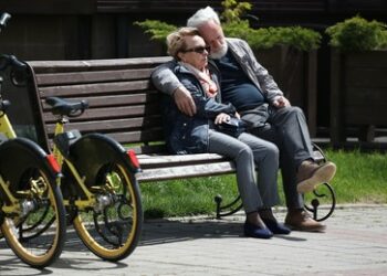 Staatsduma bereitet Gesetz über Belohnung langjähriger Ehen vor