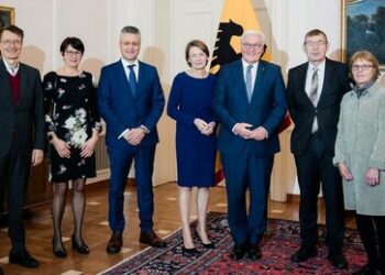 Steinmeier ehrt Wieler und Cichutek: "Nach bestem Wissen und Gewissen beraten"