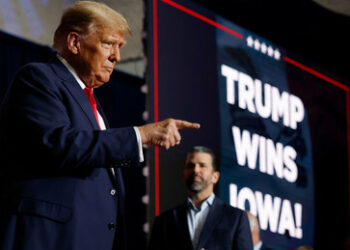 US-Vorwahl in Iowa: Donald Trump räumt souverän das Feld ab und gewinnt mit Vorsprung