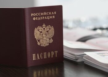 Verdient einen russischen Pass, wer ihn mit Blut bezahlen würde?